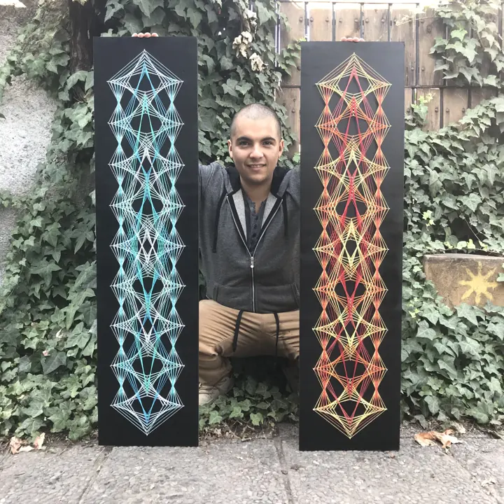 Peça de string art da Fractalería