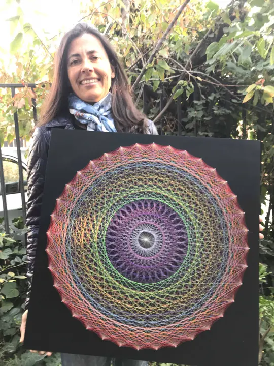Sun Disc string art, made in a Fractalería course