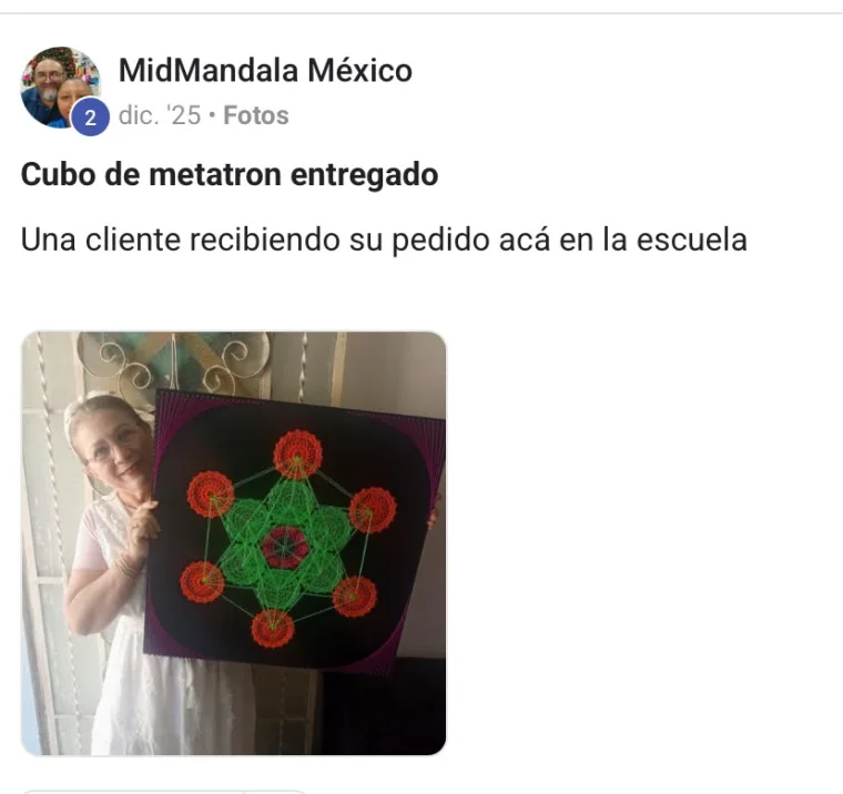 Publicación de una alumna entregando un Cubo de Metatrón vendido a una clienta